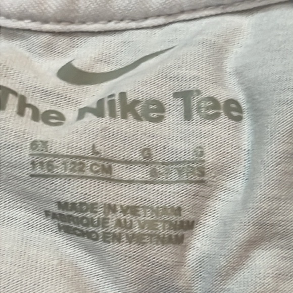 Girls NIKE Short Sleeve Tee 6X - Picture 4 of 4